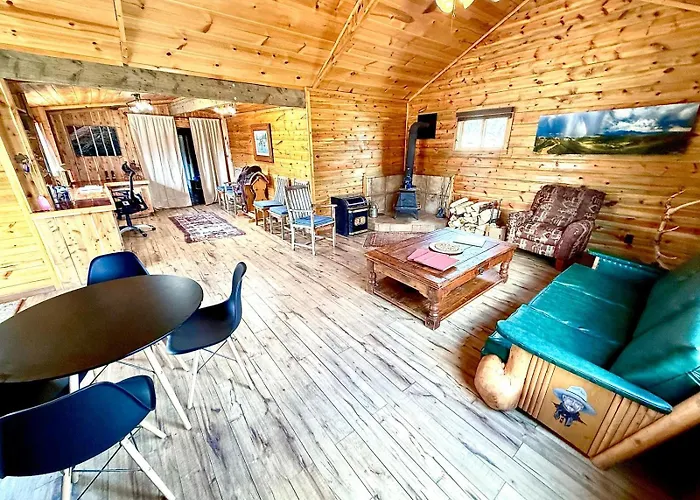 Aubin Sky Lodging At The Yl Ranch